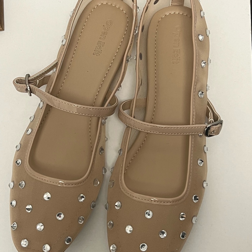 Never worn OPEN EDIT flats